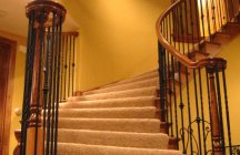 Современный дизайн гармоничной красоты лестницы